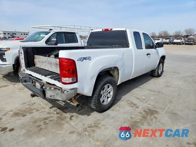 Czwarte zdjęcie samochodu z boku: 2011 GMC SIERRA K1500 VIN:1GTR2TE31BZ424579 - miniatura