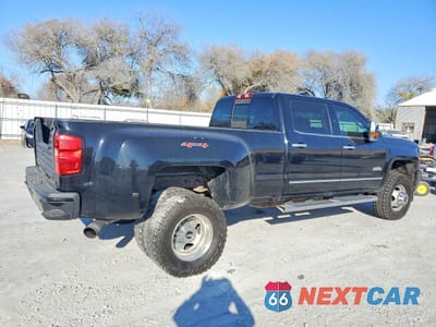 Trzecie zdjęcie samochodu z tyłu: 2016 CHEVROLET SILVERADO K3500 HIGH COUNTRY VIN:1GC4K1E82GF138789 - miniatura