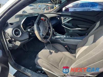 Zdjęcie 7 z 11 samochodu: 2017 CHEVROLET CAMARO SS VIN:1G1FF1R77H0120283 - miniatura