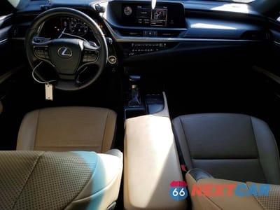 Zdjęcie 8 z 12 samochodu: 2019 LEXUS ES 350 VIN:58ABZ1B10KU016032 - miniatura