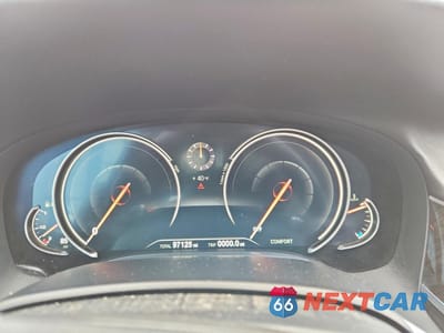 Zdjęcie 9 z 13 samochodu: 2016 BMW 750 XI VIN:WBA7F2C56GG416813 - miniatura