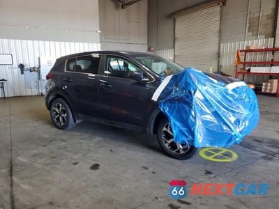 Czwarte zdjęcie samochodu z boku: 2022 KIA SPORTAGE LX VIN:KNDPMCAC4N7011823 - miniatura