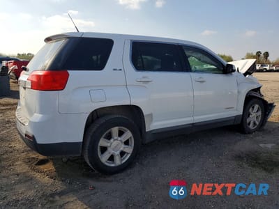 Trzecie zdjęcie samochodu z tyłu: 2010 GMC TERRAIN SLE VIN:2CTALBEW0A6284215 - miniatura