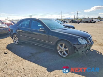 Czwarte zdjęcie samochodu z boku: 2007 MERCEDES-BENZ C 230 VIN:WDBRF52H97F928272 - miniatura