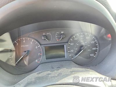 Zdjęcie 9 z 12 samochodu: 2017 NISSAN SENTRA S VIN:3N1AB7AP0HY390895 - miniatura
