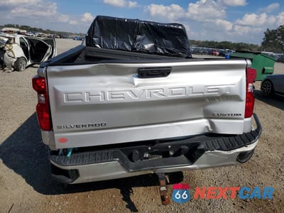 Zdjęcie 6 z 12 samochodu: 2022 CHEVROLET SILVERADO K1500 CUSTOM VIN:3GCPDBEK8NG567987 - miniatura