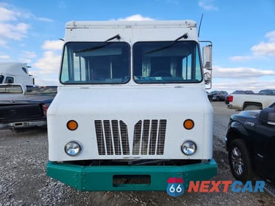 Piąte zdjęcie samochodu w środku: 2014 FREIGHTLINER MT 45G DELIVERY VAN VIN:4UZAC2DV1ECFV2043 - miniatura