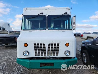 Piąte zdjęcie samochodu w środku: 2014 FREIGHTLINER MT 45G DELIVERY VAN VIN:4UZAC2DV1ECFV2043 - miniatura