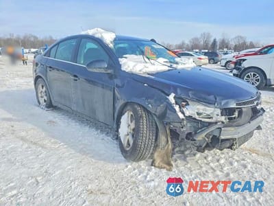 Czwarte zdjęcie samochodu z boku: 2014 CHEVROLET CRUZE LT VIN:1G1PC5SB6E7209395 - miniatura