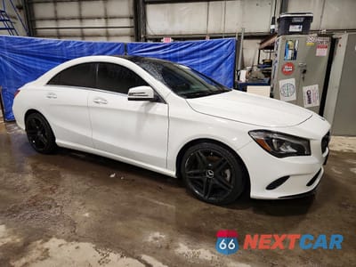 Czwarte zdjęcie samochodu z boku: 2019 MERCEDES-BENZ CLA 250 4MATIC VIN:WDDSJ4GB8KN706438 - miniatura