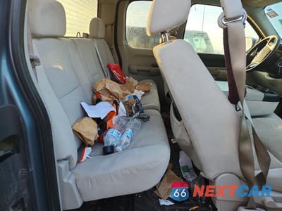 Zdjęcie 10 z 11 samochodu: 2007 CHEVROLET SILVERADO C1500 VIN:1GCEC19097Z534447 - miniatura