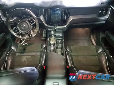 Zdjęcie 8 z 12 samochodu: 2019 VOLVO XC60 T5 R-DESIGN VIN:LYV102RM8KB236343 - miniatura
