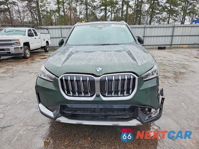 Piąte zdjęcie samochodu w środku: 2025 BMW X1 XDRIVE28I VIN:WBX73EF08S5180539 - miniatura