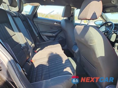 Zdjęcie 10 z 12 samochodu: 2019 VOLKSWAGEN JETTA GLI VIN:3VW5T7BU0KM146272 - miniatura