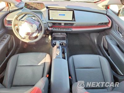 Zdjęcie 8 z 11 samochodu: 2024 TOYOTA PRIUS PRIME XSE VIN:JTDACACU1R3022875 - miniatura