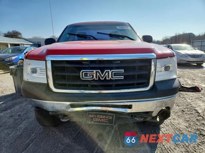 Piąte zdjęcie samochodu w środku: 2011 GMC SIERRA K1500 VIN:1GTN2TEA1BZ359780 - miniatura