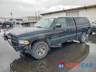 1997 DODGE RAM 1500 3B7HC13Z8VG833736 - główne zdjęcie licytacji z USA - miniatura