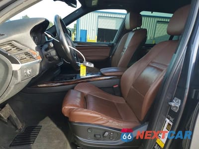 Zdjęcie 7 z 12 samochodu: 2013 BMW X5 XDRIVE35D VIN:5UXZW0C59D0B91891 - miniatura