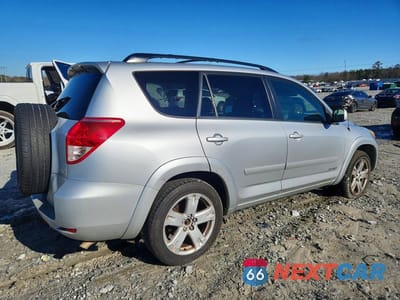 Trzecie zdjęcie samochodu z tyłu: 2007 TOYOTA RAV4 VIN:JTMBK32V676012299 - miniatura