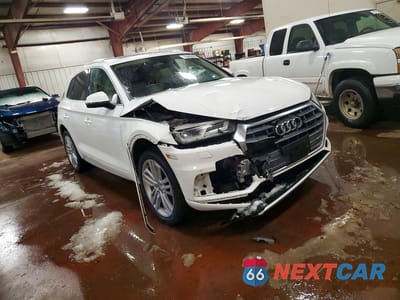 Czwarte zdjęcie samochodu z boku: 2018 AUDI Q5 PREMIUM PLUS VIN:WA1BNAFY1J2224715 - miniatura