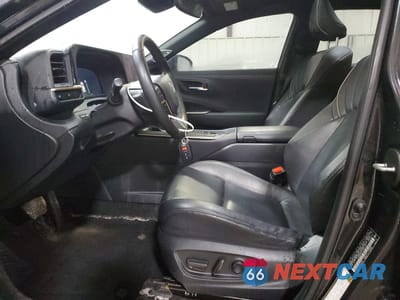 Zdjęcie 7 z 13 samochodu: 2023 TOYOTA CROWN LIMITED VIN:JTDAAAAF0P3010921 - miniatura