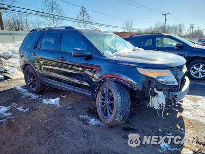 Czwarte zdjęcie samochodu z boku: 2015 FORD EXPLORER LIMITED VIN:1FM5K8F85FGA18128 - miniatura