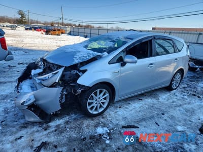 2013 TOYOTA PRIUS V JTDZN3EU6D3207955 - główne zdjęcie licytacji z USA - miniatura