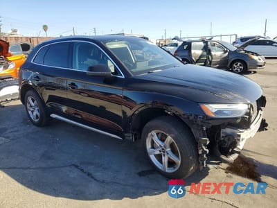 Czwarte zdjęcie samochodu z boku: 2021 AUDI Q5 PREMIUM VIN:WA1AAAFY9M2005772 - miniatura