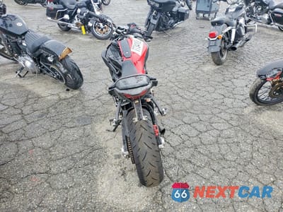 Czwarte zdjęcie samochodu z boku: 2015 YAMAHA FZ07 C VIN:JYARM06Y0FA000071 - miniatura