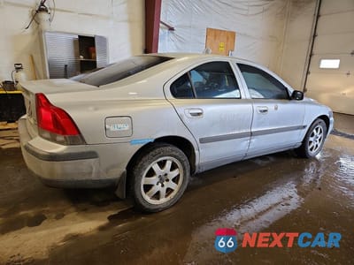 Trzecie zdjęcie samochodu z tyłu: 2004 VOLVO S60 2.5T VIN:YV1RH59H642365387 - miniatura