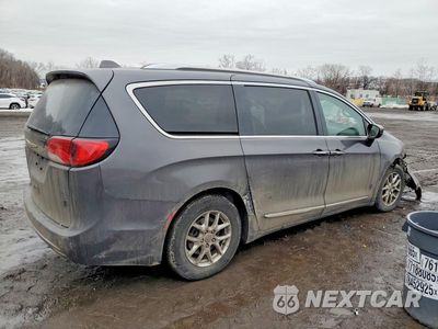 Trzecie zdjęcie samochodu z tyłu: 2020 CHRYSLER PACIFICA TOURING L VIN:2C4RC1BG9LR103975 - miniatura