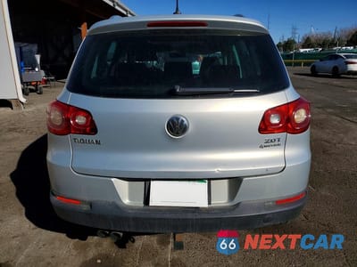Zdjęcie 6 z 12 samochodu: 2010 VOLKSWAGEN TIGUAN SE VIN:WVGBV7AX6AW508188 - miniatura