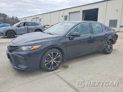 2019 TOYOTA CAMRY L 4T1B11HK8KU268593 - główne zdjęcie licytacji z USA - miniatura