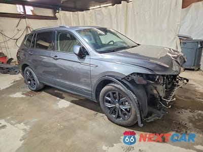 Czwarte zdjęcie samochodu z boku: 2024 VOLKSWAGEN TIGUAN SE VIN:3VVMB7AX7RM085480 - miniatura