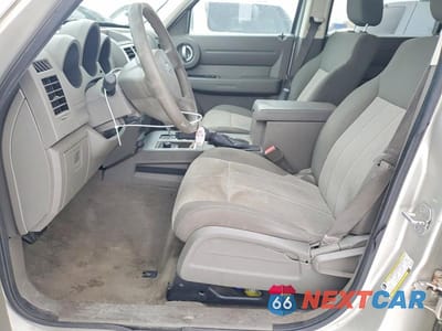 Zdjęcie 7 z 12 samochodu: 2008 DODGE NITRO SXT VIN:1D8GU28K88W249595 - miniatura