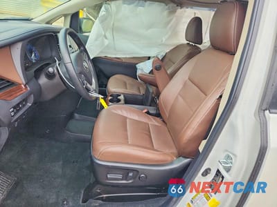 Zdjęcie 7 z 11 samochodu: 2017 TOYOTA SIENNA LIMITED 7-PASSENGER VIN:5TDYZ3DC0HS871732 - miniatura