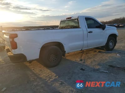 Trzecie zdjęcie samochodu z tyłu: 2019 CHEVROLET SILVERADO C1500 VIN:3GCNWAEH8KG291726 - miniatura