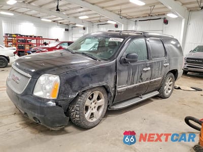 2011 GMC YUKON DENALI 1GKS2EEF7BR362259 - główne zdjęcie licytacji z USA - miniatura