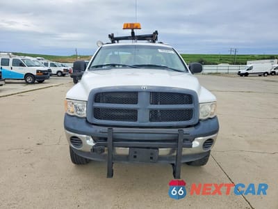 Piąte zdjęcie samochodu w środku: 2005 DODGE RAM 2500 ST VIN:3D7KS26D65G832556 - miniatura