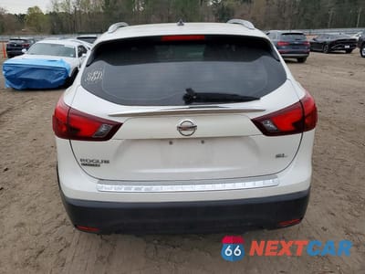 Zdjęcie 6 z 12 samochodu: 2017 NISSAN ROGUE SPORT SL VIN:JN1BJ1CP1HW007202 - miniatura
