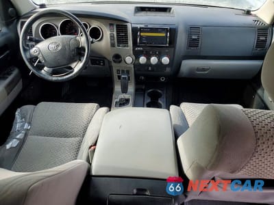 Zdjęcie 8 z 11 samochodu: 2010 TOYOTA TUNDRA DOUBLE CAB SR5 VIN:5TFRY5F16AX077915 - miniatura