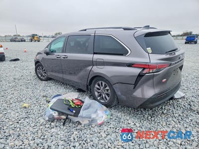 Drugie zdjęcie samochodu z przodu: 2021 TOYOTA SIENNA XLE VIN:5TDYRKEC4MS018043 - miniatura