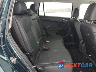 Zdjęcie 11 z 12 samochodu: 2018 VOLKSWAGEN TIGUAN SE VIN:3VV2B7AXXJM218874 - miniatura