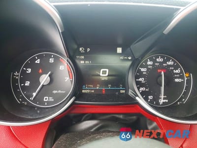 Zdjęcie 9 z 12 samochodu: 2021 ALFA ROMEO GIULIA TI VIN:ZARFANBN7M7645034 - miniatura