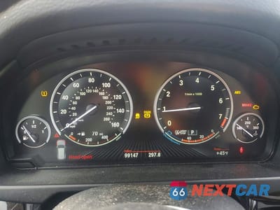 Zdjęcie 9 z 13 samochodu: 2017 BMW X5 XDRIVE35I VIN:5UXKR0C34H0V74762 - miniatura