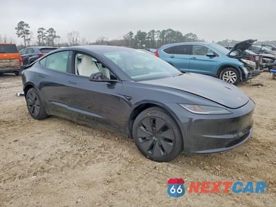 Czwarte zdjęcie samochodu z boku: 2025 TESLA MODEL 3 VIN:5YJ3E1EA5SF083242 - miniatura