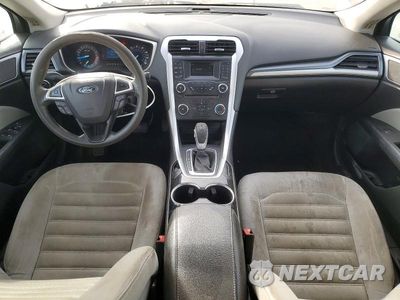 Zdjęcie 8 z 12 samochodu: 2015 FORD FUSION S VIN:3FA6P0G72FR224829 - miniatura
