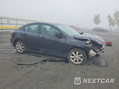 Czwarte zdjęcie samochodu z boku: 2011 MAZDA 3 I VIN:JM1BL1VF3B1900326 - miniatura