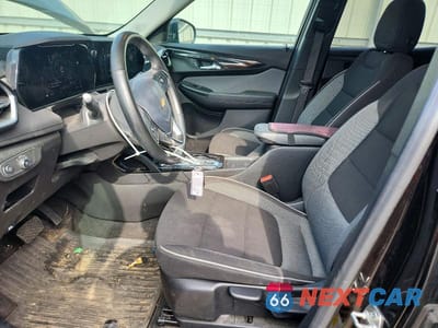 Zdjęcie 7 z 13 samochodu: 2024 CHEVROLET TRAILBLAZER LT VIN:KL79MPSL0RB088185 - miniatura