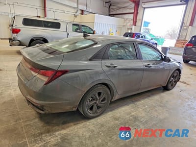 Trzecie zdjęcie samochodu z tyłu: 2023 HYUNDAI ELANTRA SEL VIN:KMHLM4AG8PU431527 - miniatura